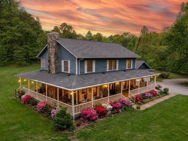 136 Gibson Road, Andrews, NC 28901