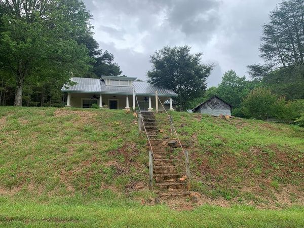 805 Bethabara Road , Hayesville, NC 28904