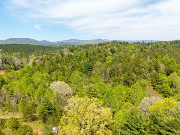 125 Milk And Honey Drive , Murphy, NC 28902
