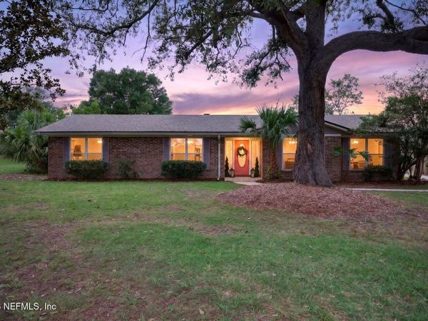 138 RIDGEFIELD Court, Orange Park, FL 32065