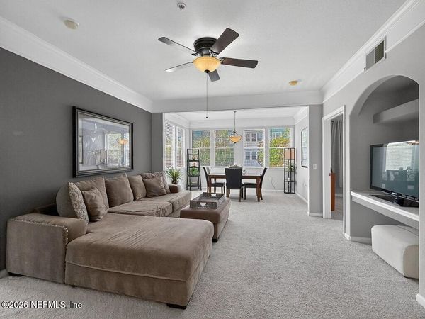 8550 TOUCHTON Road, Unit 527, Jacksonville, FL 32216
