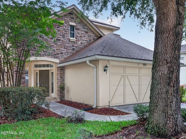 6251 DEVONHURST Drive, Jacksonville, FL 32258
