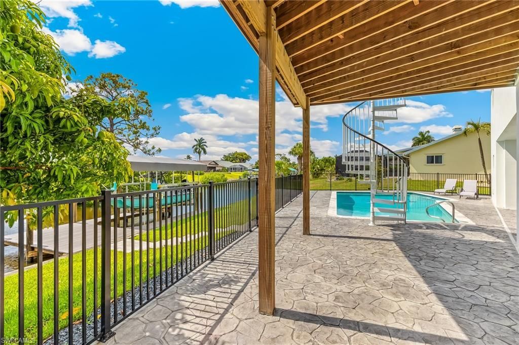 20700 Park Pl, Estero, FL 33928 Photo