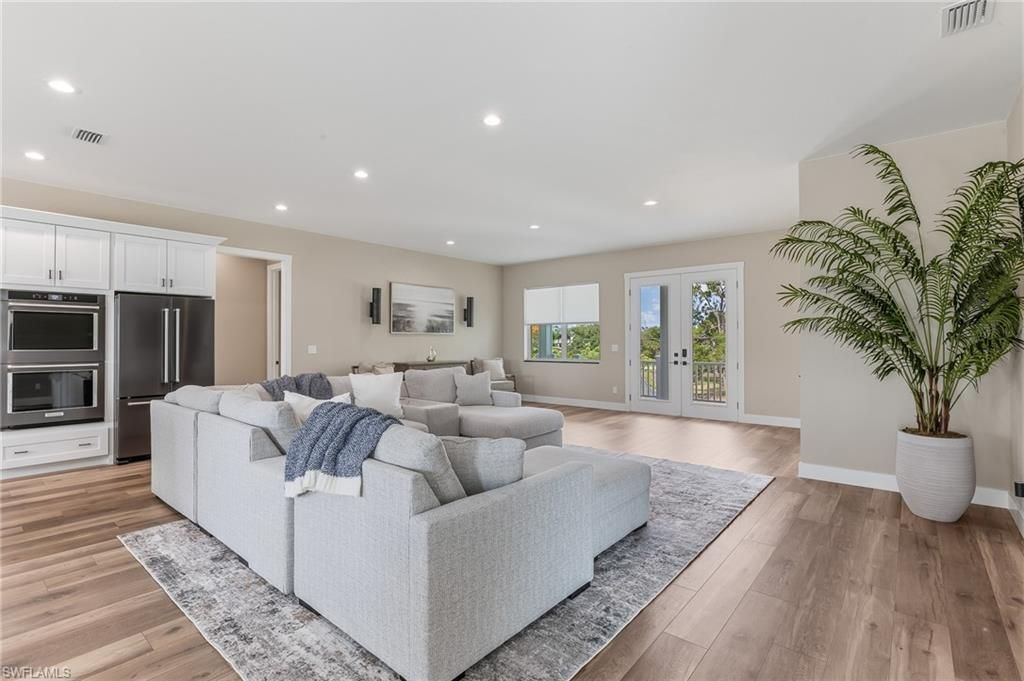 20700 Park Pl, Estero, FL 33928 Photo