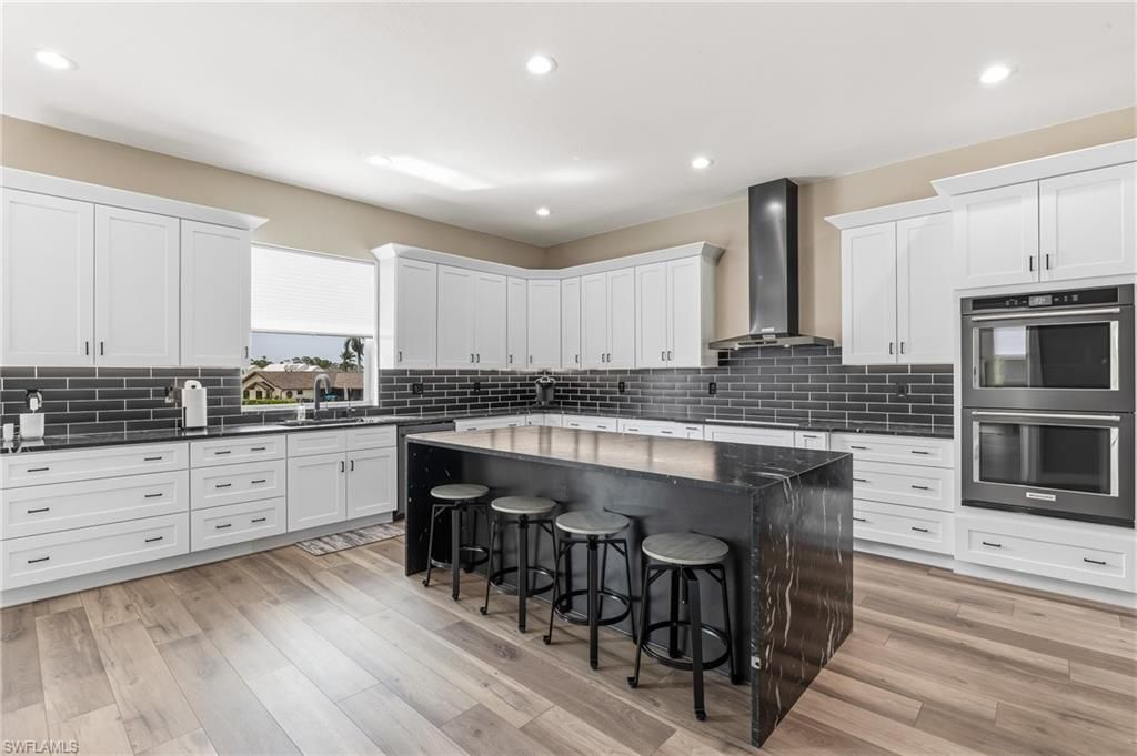 20700 Park Pl, Estero, FL 33928 Photo