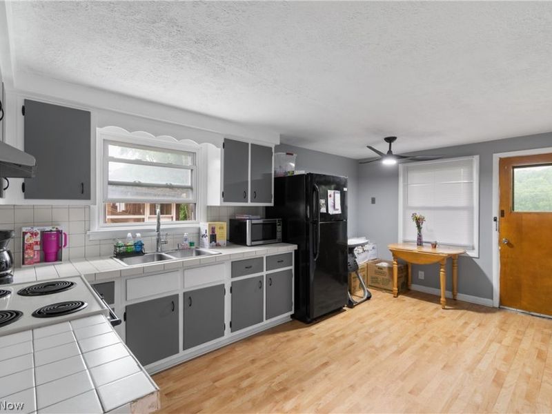 2017 Fulton Road NW, Canton, OH 44709 Photo 18