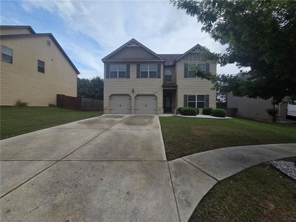 1223 Deadwood Trail , Loganville, GA 30052