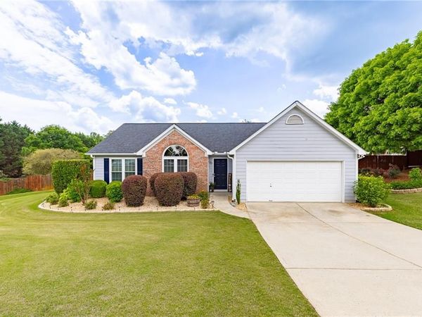 8860 Creekstone Place , Gainesville, GA 30506