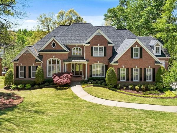4110 Runnymede Drive SW, Lilburn, GA 30047