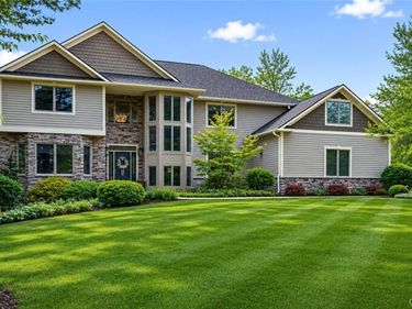 4244 Trout Lily Lane, Manlius, NY 13104