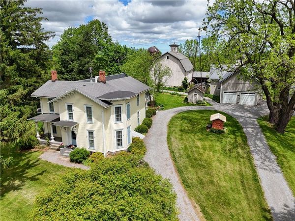 8482 County Road 14, Ionia, NY 14475