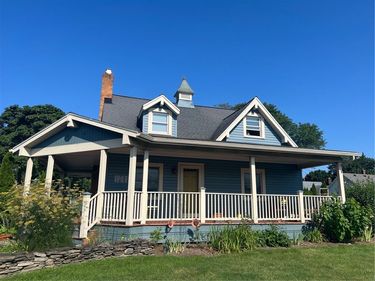 1698 Mt Hope Avenue , Rochester, NY 14620