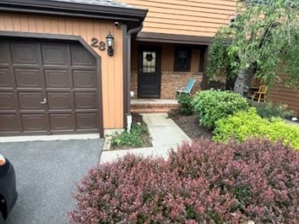 23 Estate Rd, Hillsborough, NJ 08844