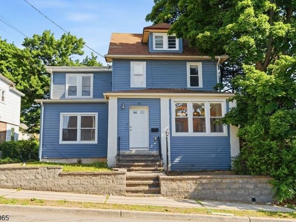 118 W 2Nd St, Clifton, NJ 07011