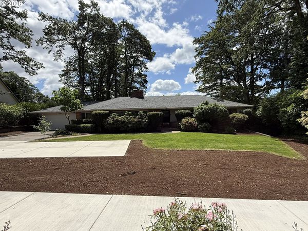 3110 SE CONCORD RD, Milwaukie, OR 97267
