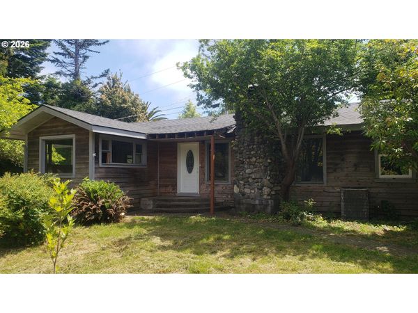 95665 JERRYS FLAT RD, Gold Beach, OR 97444