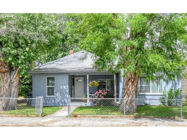 237 SW 2ND ST, Pilot Rock, OR 97868