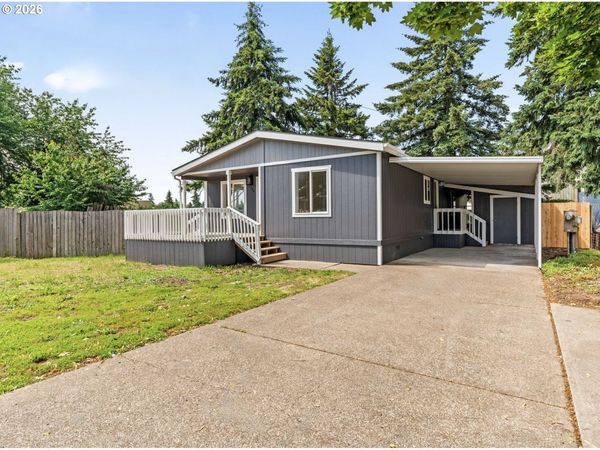 1944 MCTAVISH CT, Springfield, OR 97477
