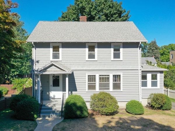 15 Ledyard, Unit 15, Wellesley, MA 02481