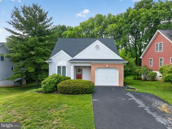 122 HENSEL DRIVE, SHEPHERDSTOWN, WV 25443