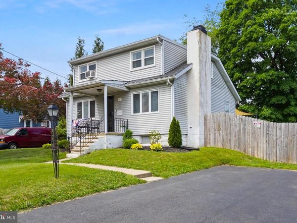 61 MCADOO AVENUE, HAMILTON, NJ 08619