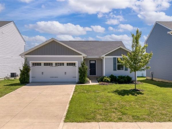 140 Wildflower Drive , Elyria, OH 44035