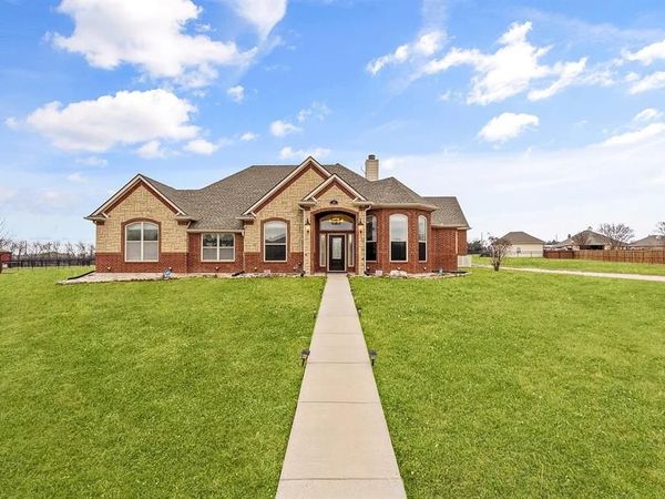 341 Pecan Court, Nevada, TX 75173