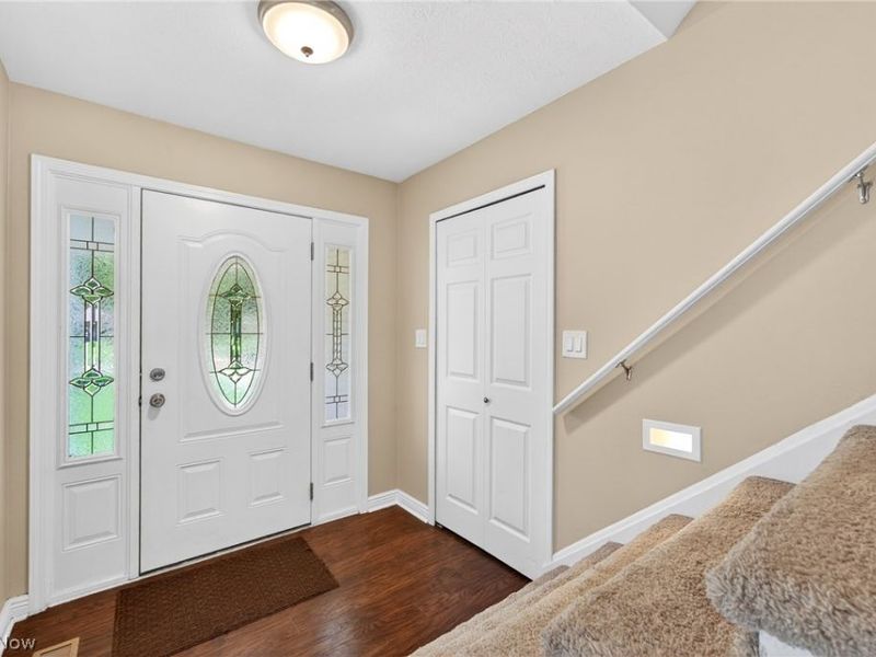 27864 Edgepark Boulevard, North Olmsted, OH 44070 Photo 14