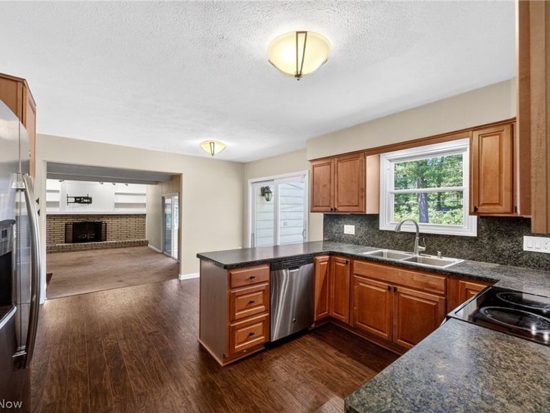 27864 Edgepark Boulevard, North Olmsted, OH 44070 Photo 20