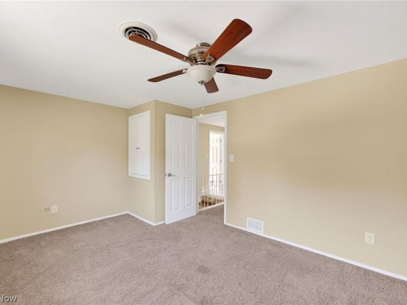 27864 Edgepark Boulevard, North Olmsted, OH 44070 Photo 29