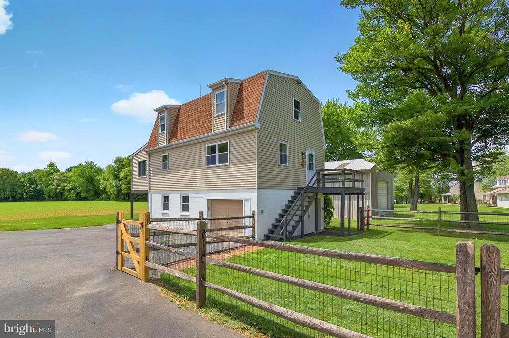 222 Old Racetrack Road , Parkesburg, PA 19365 Main Photo