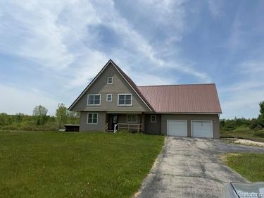 5983 Welch Road, Emmett Twp, MI 48022