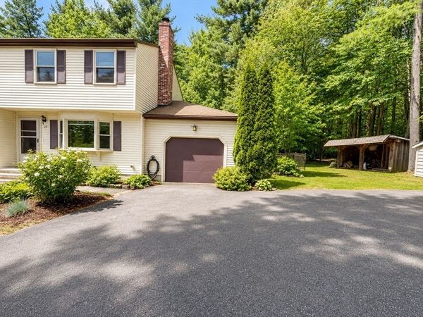 20 Pinecrest Rd, Unit 20, Uxbridge, MA 01569