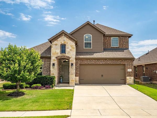 11204 Glover Lane , Aubrey, TX 76227