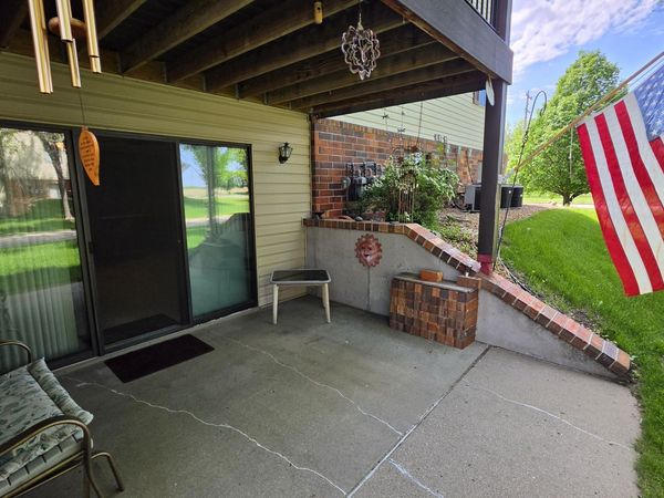 1521 E Melgaard Road, Aberdeen, SD 57401