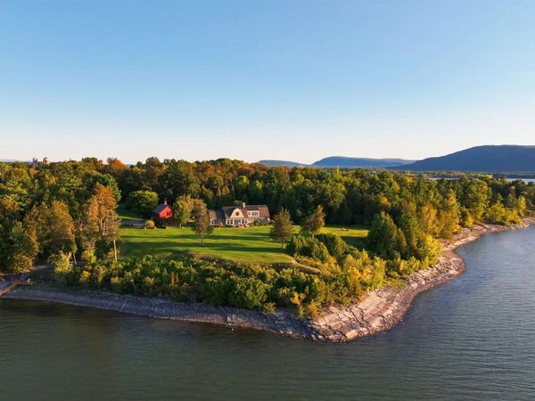 6954 Vermont Route 17 West, Addison, VT 05491
