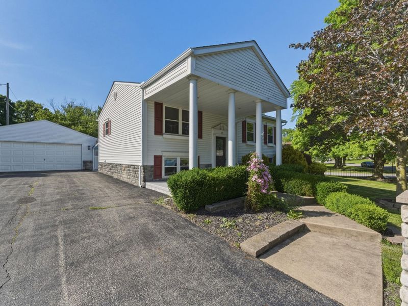 291 Hawthorne Road , Sunbury, OH 43074 Photo 2