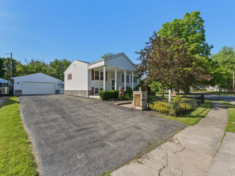 291 Hawthorne Road , Sunbury, OH 43074 Photo 4