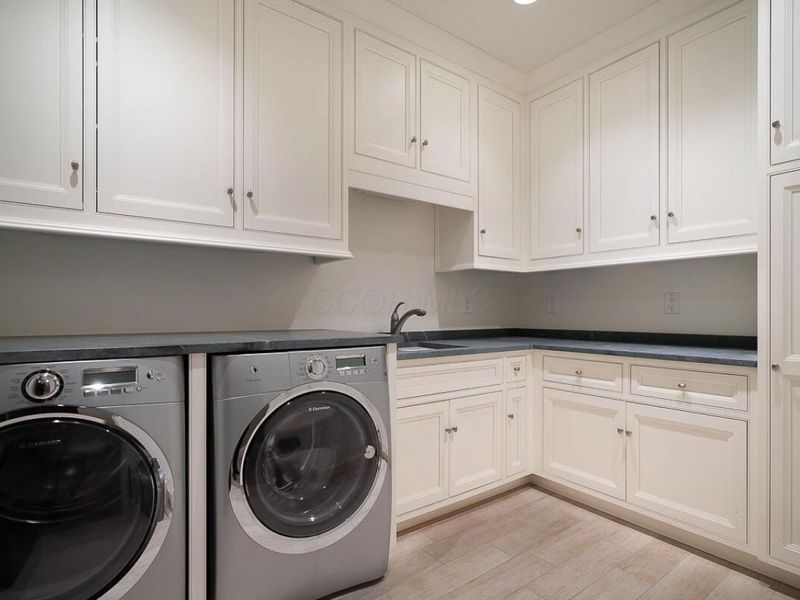 1741 Strathshire Hall Place , Powell, OH 43065 Photo 76