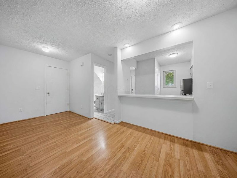 400 Fenway Road , Unit A, Columbus, OH 43214 Photo 17