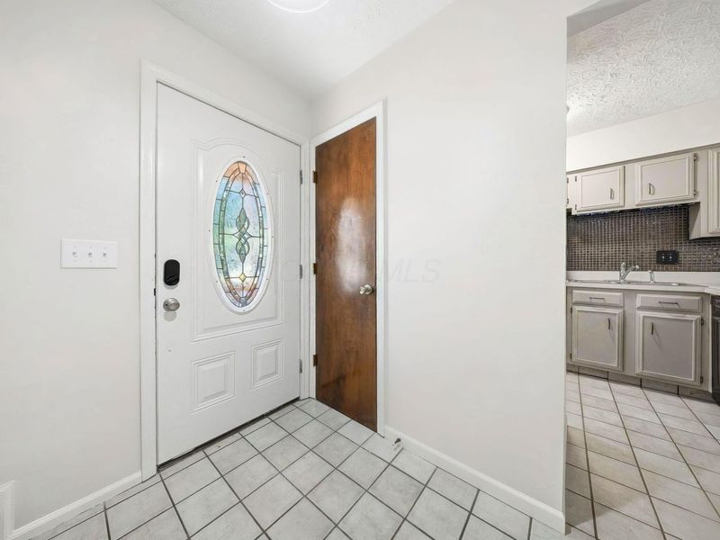 400 Fenway Road , Unit A, Columbus, OH 43214 Photo 5