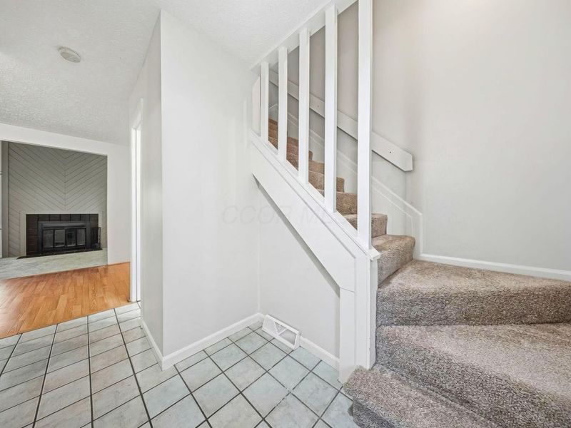 400 Fenway Road , Unit A, Columbus, OH 43214 Photo 7