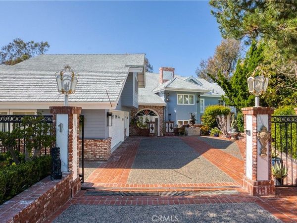 1 Royal Saint George, Newport Beach, CA 92660