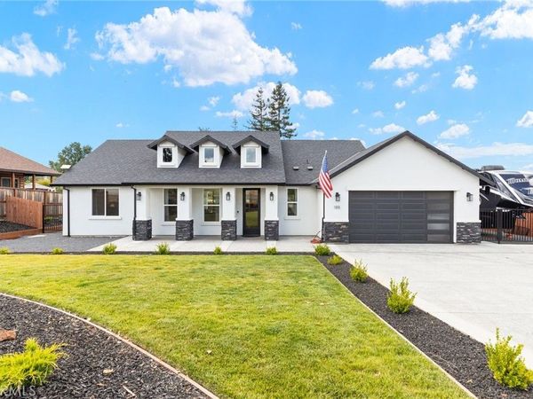 1634 Young Avenue, Paradise, CA 95969