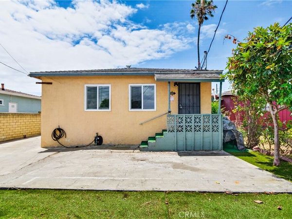 981 W Upland, San Pedro, CA 90731