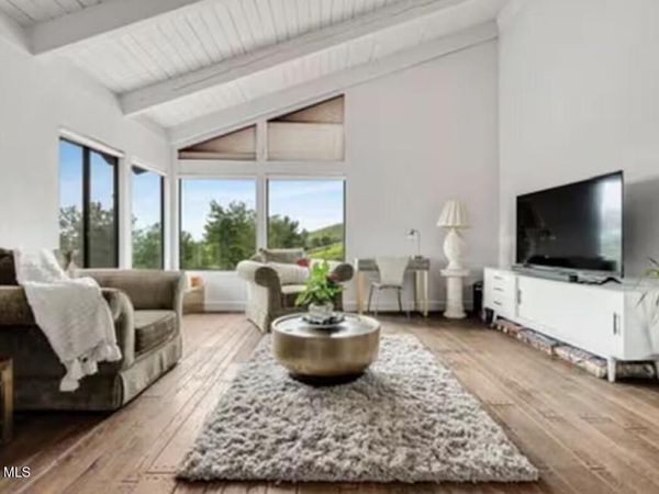 2286 Mt Vernon Avenue, Riverside, CA 92507