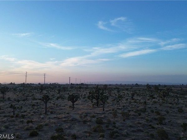 92345 Mojave St, Hesperia, CA 92345