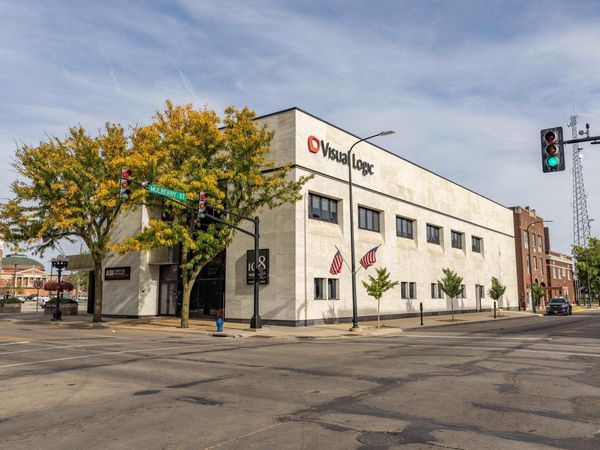 404 E 4th Street, Waterloo, IA 50703