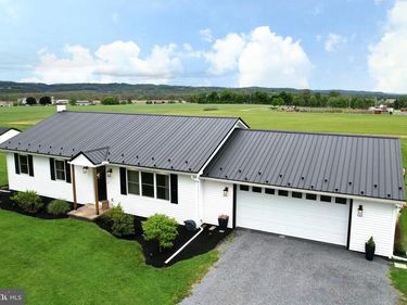 1517 S ROUTE 44 HIGHWAY, JERSEY SHORE, PA 17740