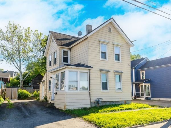 1409 Erie St , Utica, NY 13502